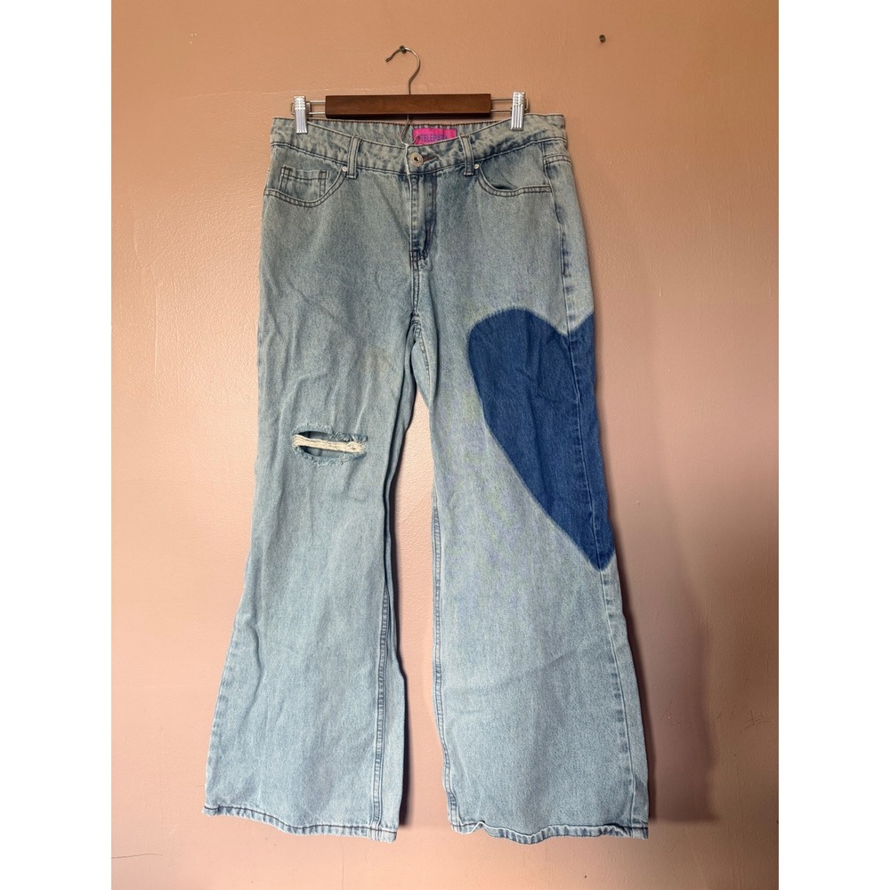 Telepatía Size 7/28 Light Wash Heart Patch Distressed Wide Leg Denim Jeans Blue